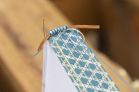 Плетение капталов шёлковыми нитками.